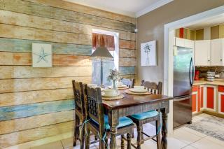 Deck, Fire Pit & Grill: Port Isabel Home! - 3