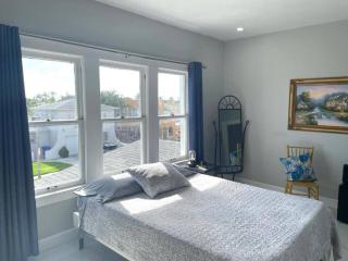 Sunny and Charming Suite next to MIA - 4