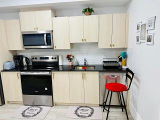 Cozy Haven - Home Away From Home Two-Bedroom Apartment - 8