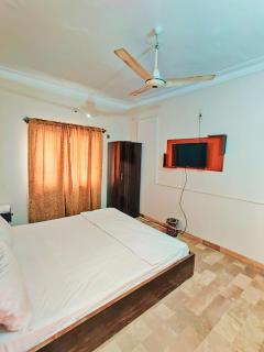 Hotel Bed & Rest Airport - 4