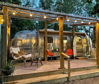 Kings River Estate | House, Cabin & Airstream - 0