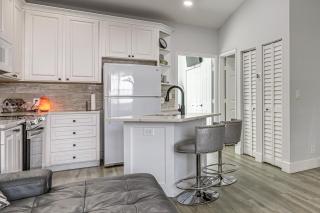 Walkable Couple’s Retreat in West Palm Beach! - 2