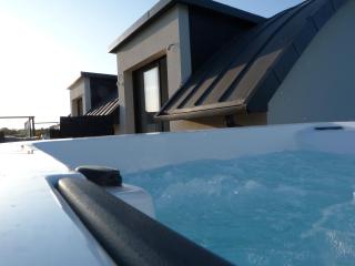 Maison contemporaine avec vue mer, piscine intérieure, classée 5 étoiles - 2