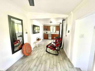 Private and Comfy Cabin near to MIA airport - Miami - 9