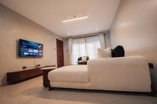 Smart Luxury Apartment, Bunga - 0