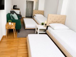 Baadenbergerstay B - Cologne - 8