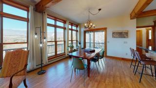 Vermont Post & Beam wHot Tub & Stunning Views - 1