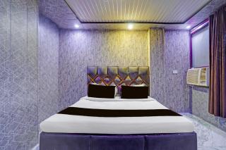 HOTEL O LAXMI NAGAR METRO - 7