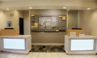 Holiday Inn Express & Suites Le Mars by IHG - 9