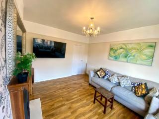Delightful and bright upper villa in Edinburgh - 0