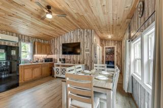Cozy Retreat Near Trails & Nature - 6