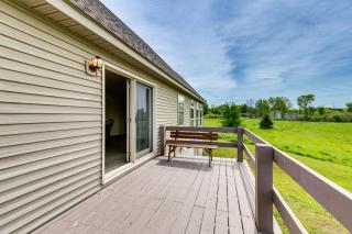 ‘Backcountry Living’ Home Near Hiking in Sprakers! - 4