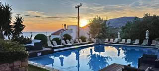 Sandy Bay Hotel - 3