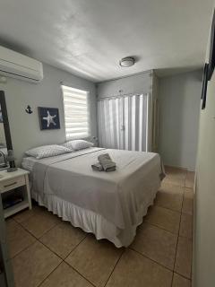 Beach Front Apartments Seven Seas - 5