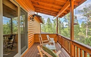 Oh Deer! Cozy Pinetop Cabin W fireplace Near Skiing, Lake, & Casino! - 2