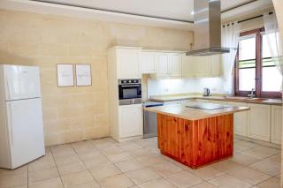 Zest Gozitan Villa & Pool - Happy Rentals - Qala - 3