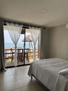 REEF ON THE WATER - 5