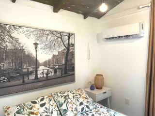Private and Secluded Studio in Little Havana - 6V - 7