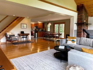 Beautiful Family Home Central to Mad River Valley - 1