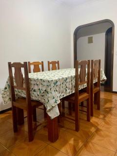 Casa com espaço amplo pra toda turma - 6