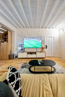 Stylish One bedroom Loft Admiralty way - 8