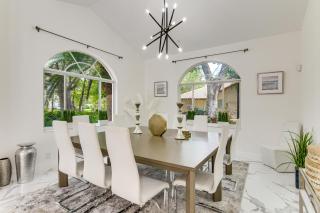 8,100-Sq-Ft Parkland Estate w/ Luxe Outdoor Oasis! - 2