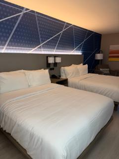 Comfort Inn & Suites Harvey - Chicago Southland - 9