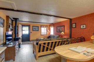 Gateway to Yellowstone! Cabin < 1 Mi to Nat'l Park - 6
