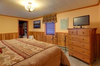 Gateway to Yellowstone! Cabin < 1 Mi to Nat'l Park - 1