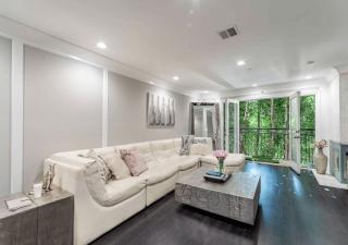 Luxury Hollywood Hills Retreat with Private Rooftop & Scenic City Views! - 9
