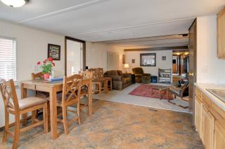 'Elk Home' - Yellowstone Basecamp < 1 Mi to Park! - 2