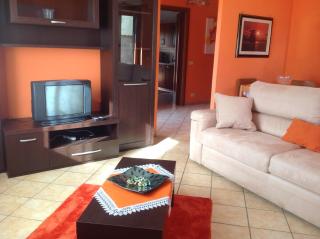 Orange Holiday Home - 5