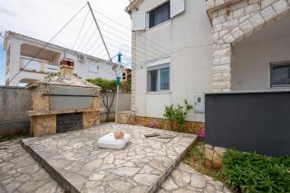 Apartments with parking space Vir - Lozice, Vir - 25367 - 3