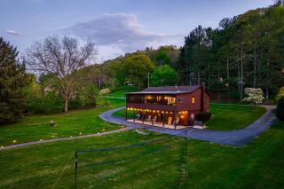 Riverfront Escape - Hot Tub, Fire Pit, Kayaks - 9