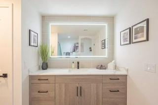 Sonoran Sunset Lounge Remodeled King Bed Suite - 2