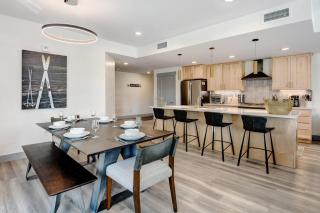Downtown WP Condo 2208 I Private Hot Tub I AC I Great Views I Activity Program - 3