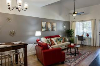 Perfect Sunset Retreat Ground Floor 2BR Condo - 8
