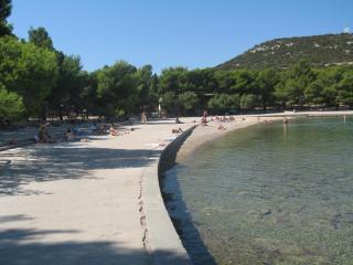 Apartments Hari Tisno - Tisno - 2