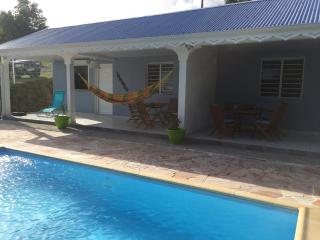 Logement avec piscine - 2