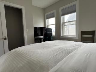 Airport room 1 - 3