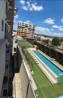 Apartamento 2 dormitorios 2 baños parqueo - 1