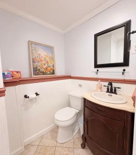Serene 3-bedroom House in South Yarmouth - 9