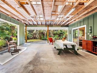 Charming Tiny Cottage 5 min from National Park - 3