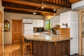 Icicle Chalet - 5
