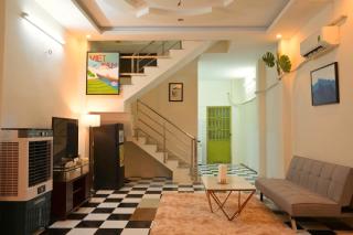 Retro Villa - 6