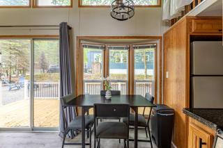 The Nook Tiny Home Fire Pit Close to Lake - 3