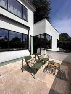 Functionalist Villa Near Svanemøllen Beach - 9