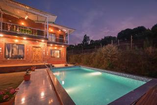 Lifeline Villas - Wonder By The Valley Luxurious 5bhk Valley View Villa - 0