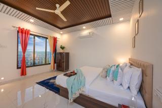 Lifeline Villas - Wonder By The Valley Luxurious 5bhk Valley View Villa - 1