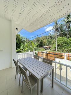 Cozy Forest Home 2 Bed Garden 3 min to Beach - 4